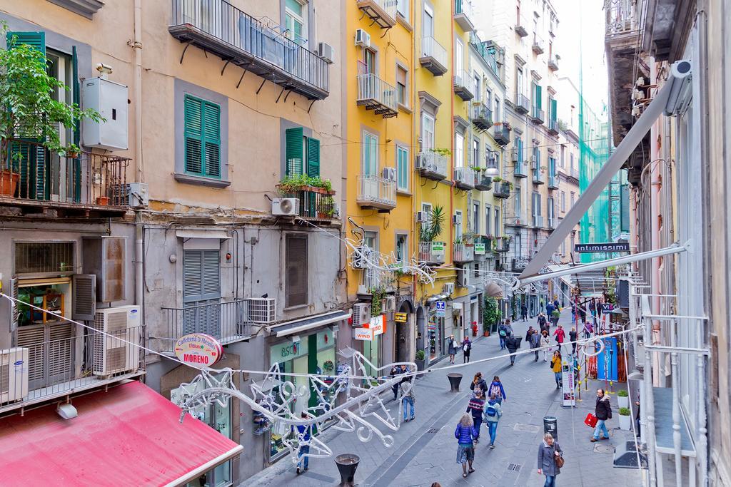 Chiaia 197 Deluxe Residence Napoli Oda fotoğraf